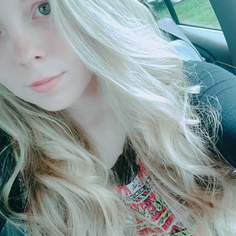 Meet your Posher, Kaylee